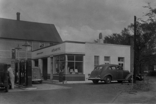 731 liberty st.jpg
Mastroianni's Service Station
